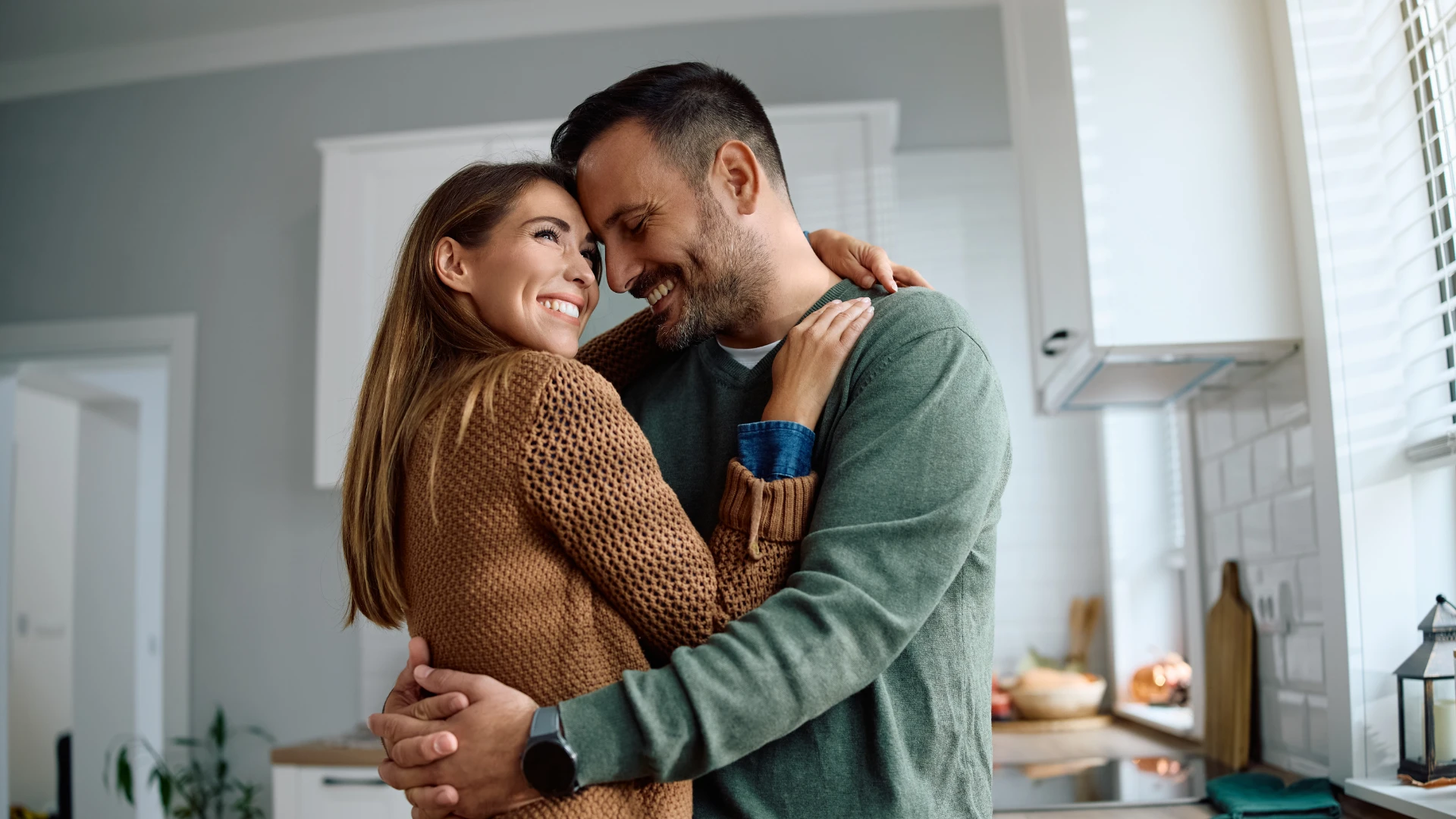 9 Qualities That Make a Woman Irreplaceable (Most Men Ignore #5 & #6)