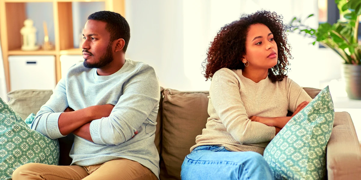 4 Painful Signs Your Wife Is Falling Out of Love With You