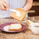 3 Medical Conditions That May Worsen If You Consume Bread And Tea Regularly