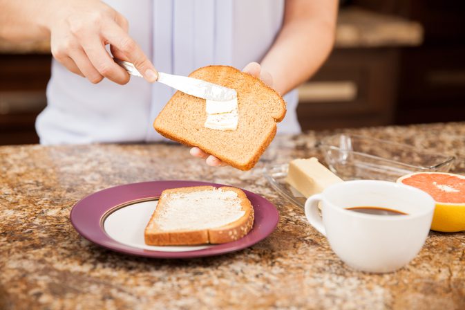 3 Medical Conditions That May Worsen If You Consume Bread And Tea Regularly