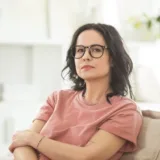 5 Dangerous Symptoms Women Over 40 Should Always Take Seriously