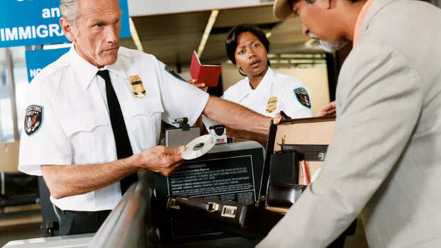8 Common Mistakes That Could Get You Detained at the Airport