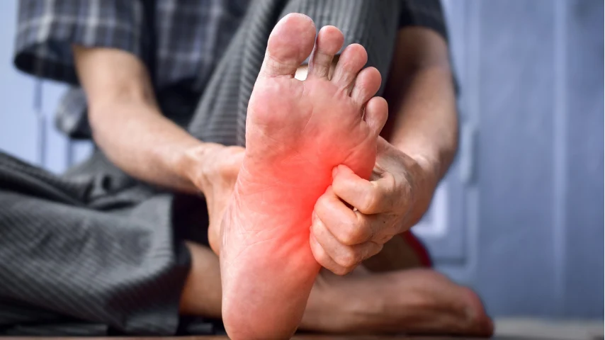 Burning Feet: Causes, Symptoms, Treatment, and When to See a Doctor