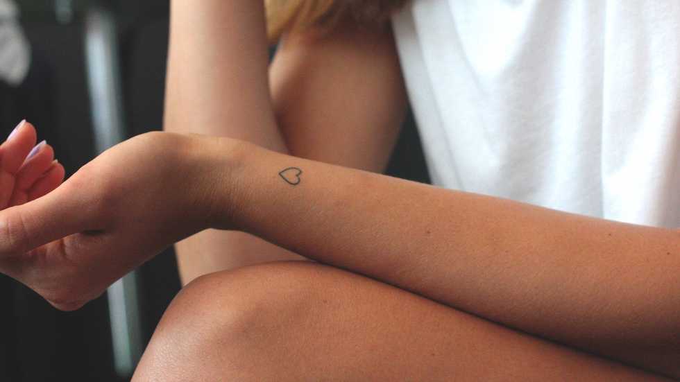 4 Reasons Some Women Never Truly Forget Their First Love